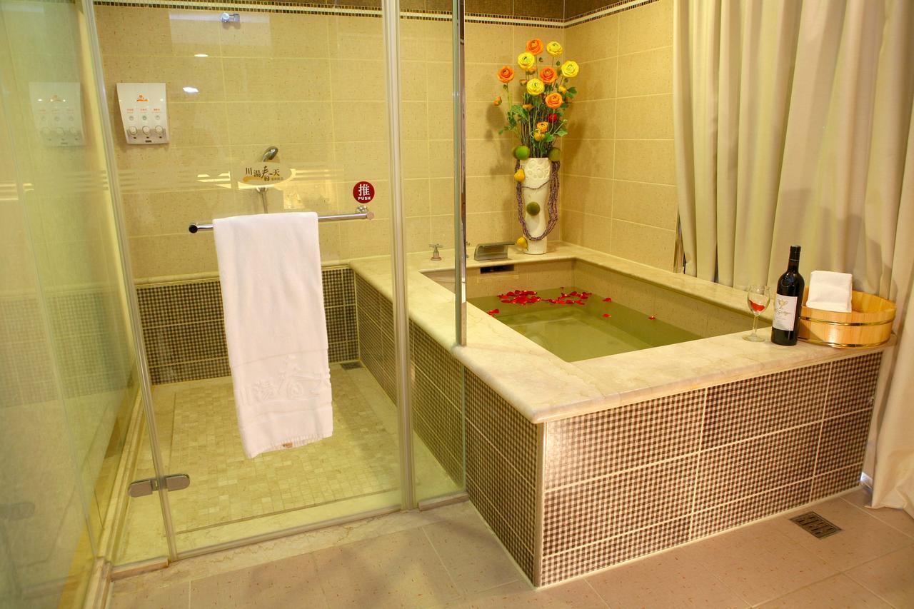 Chuang-Tang Spring Spa Hotel - Deyang Jiaoxi Exterior foto