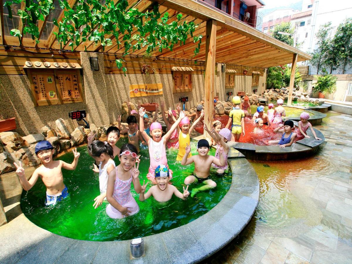 Chuang-Tang Spring Spa Hotel - Deyang Jiaoxi Exterior foto